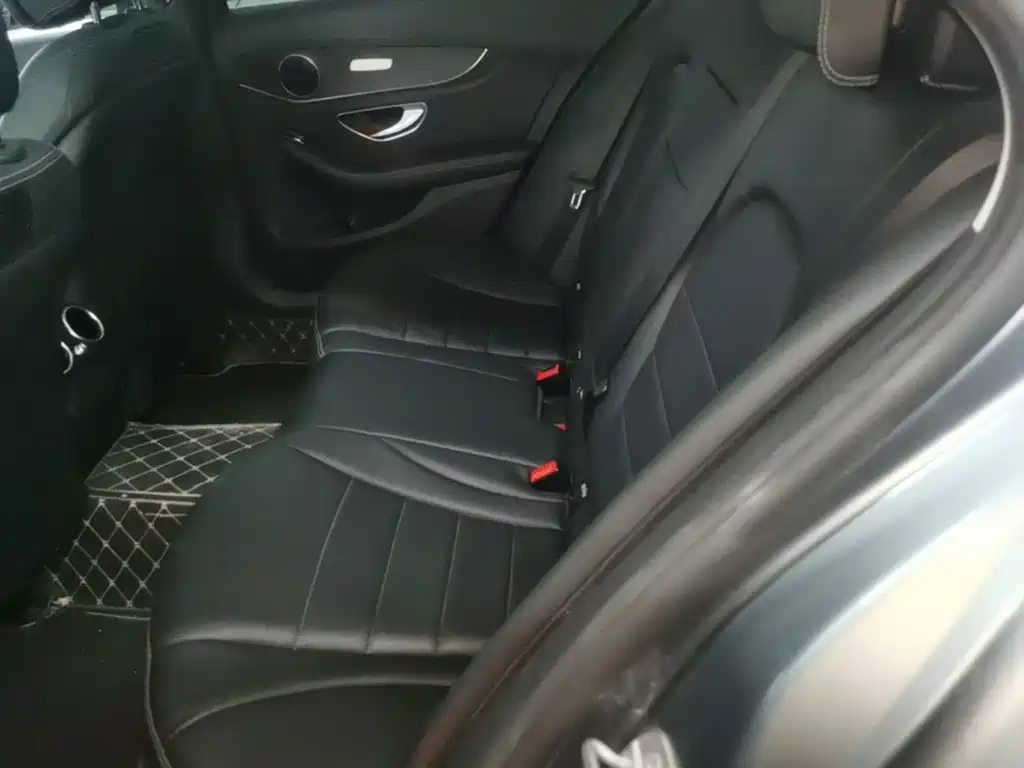 Mercedes-Benz C-Class — миниатюра 17
