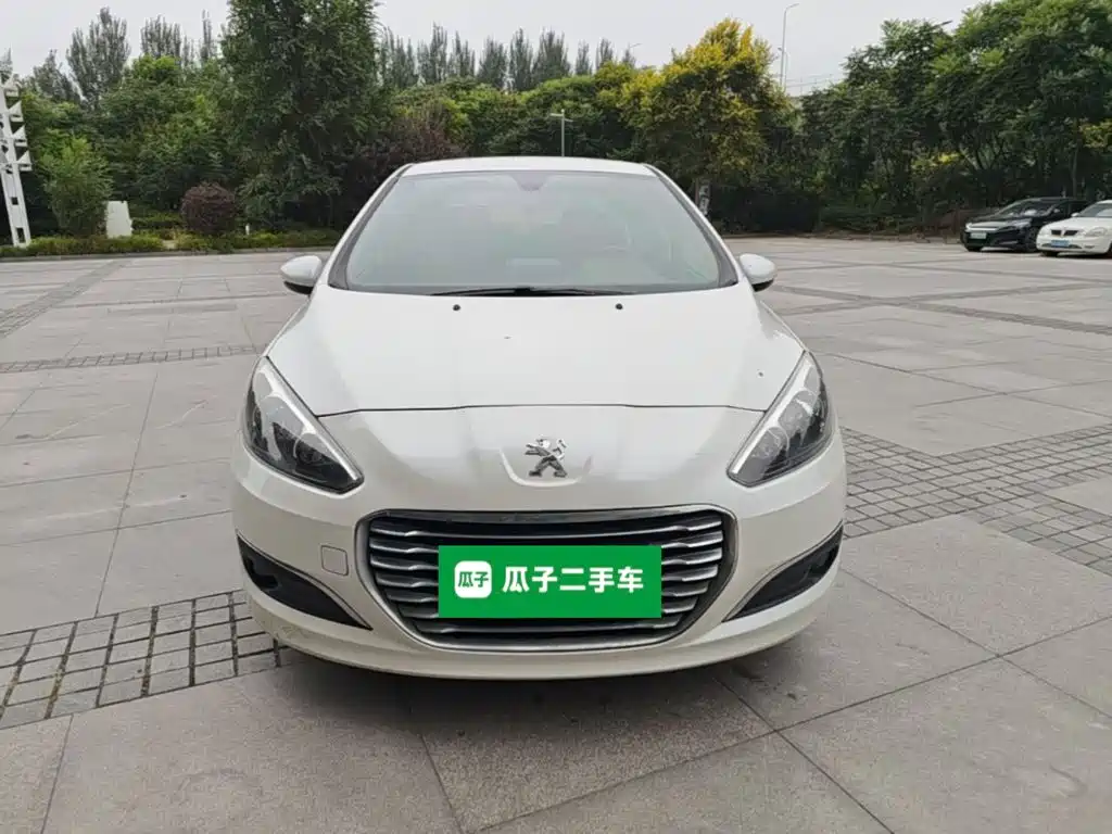 Peugeot 308 — миниатюра 2
