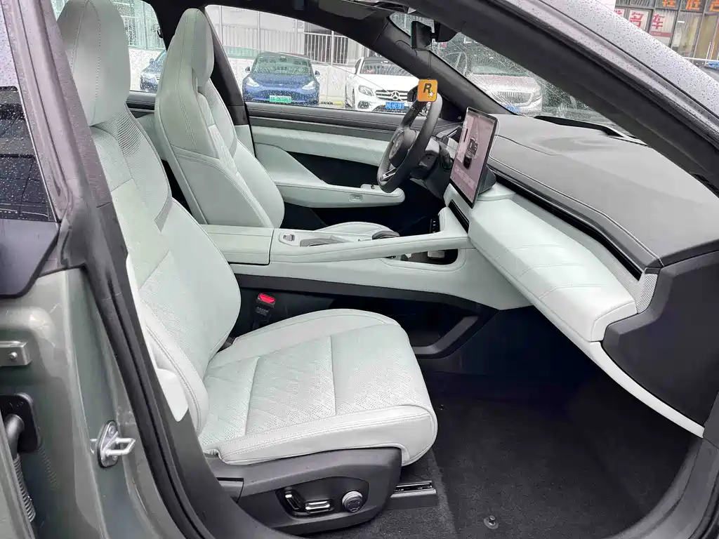 ZEEKR EXTREME KRYPTON 001