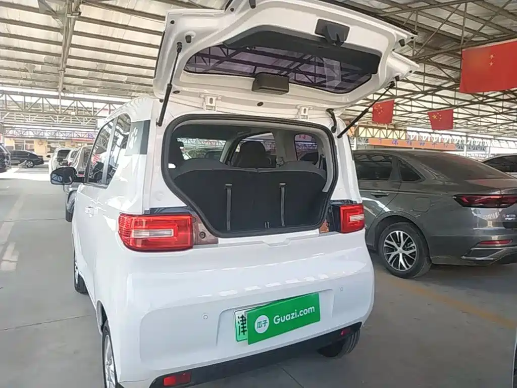Wuling MINIEV — миниатюра 19