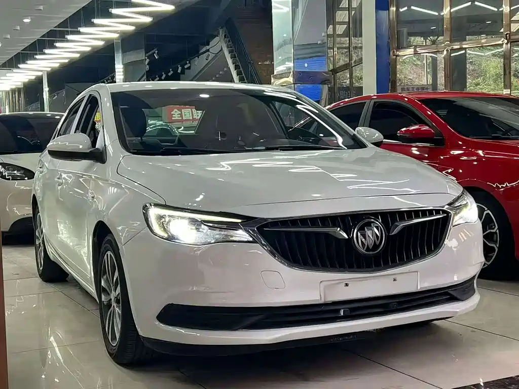 Buick Excelle — миниатюра 3