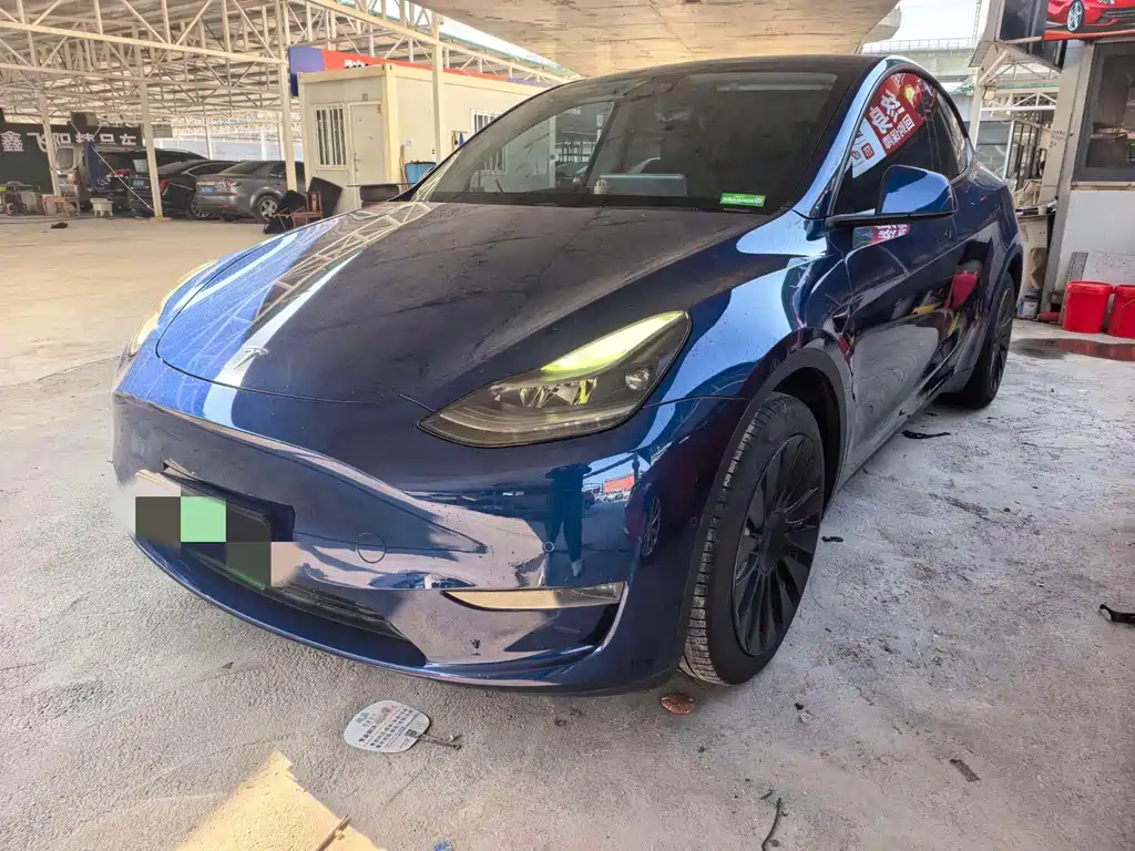 Tesla Model Y 2021