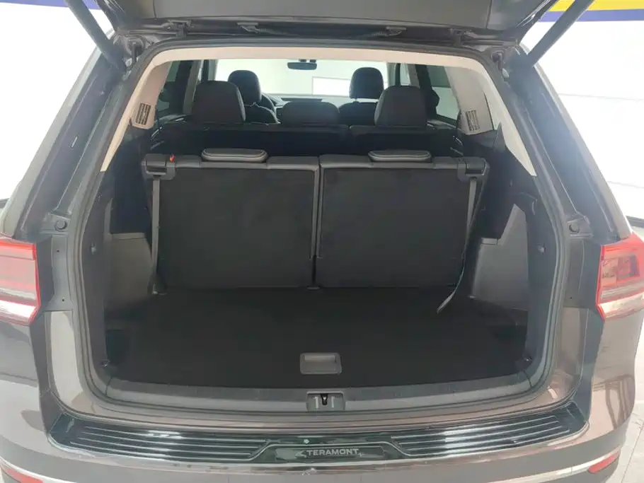 Volkswagen Teramont — миниатюра 4