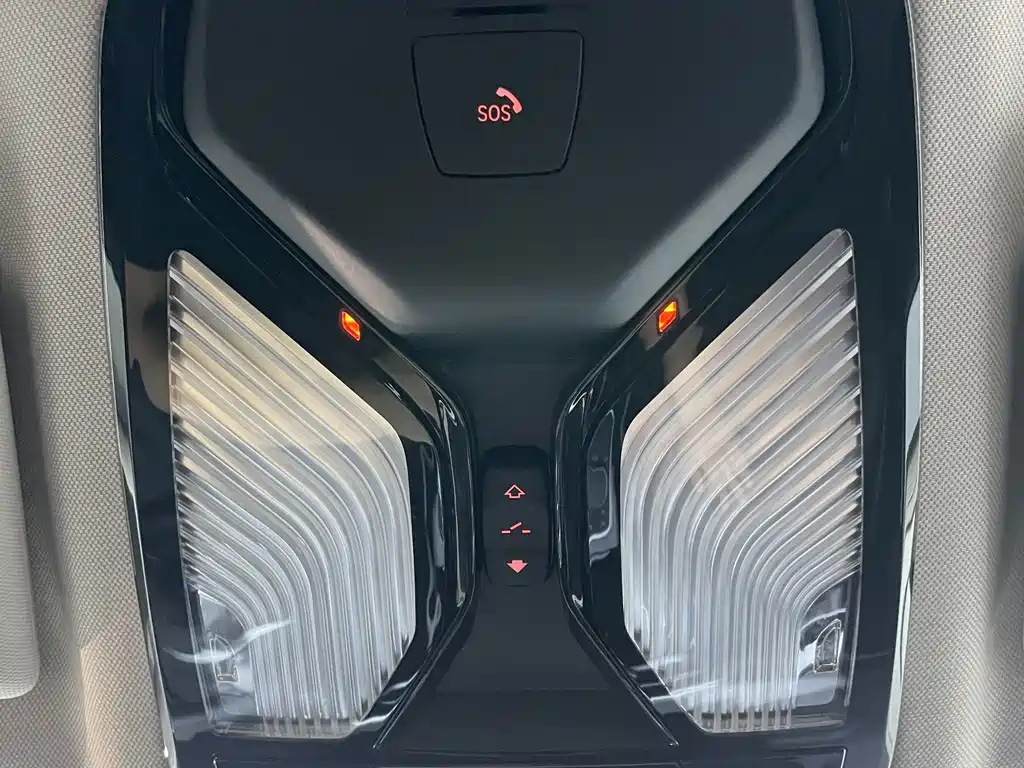BMW 3 Series — миниатюра 8