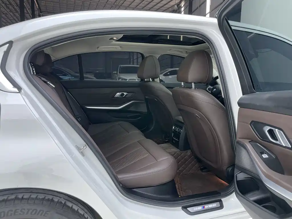 BMW 3 Series — миниатюра 14