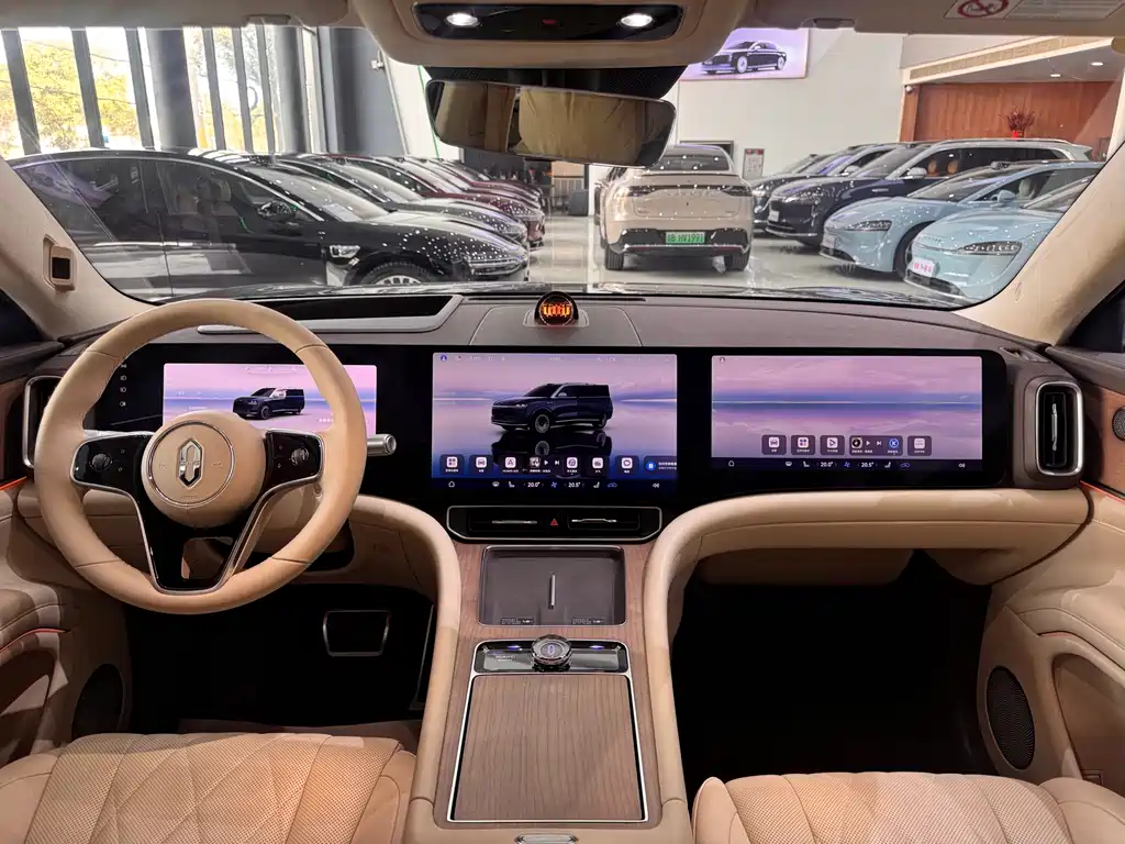 AITO ASK THE WORLD M9