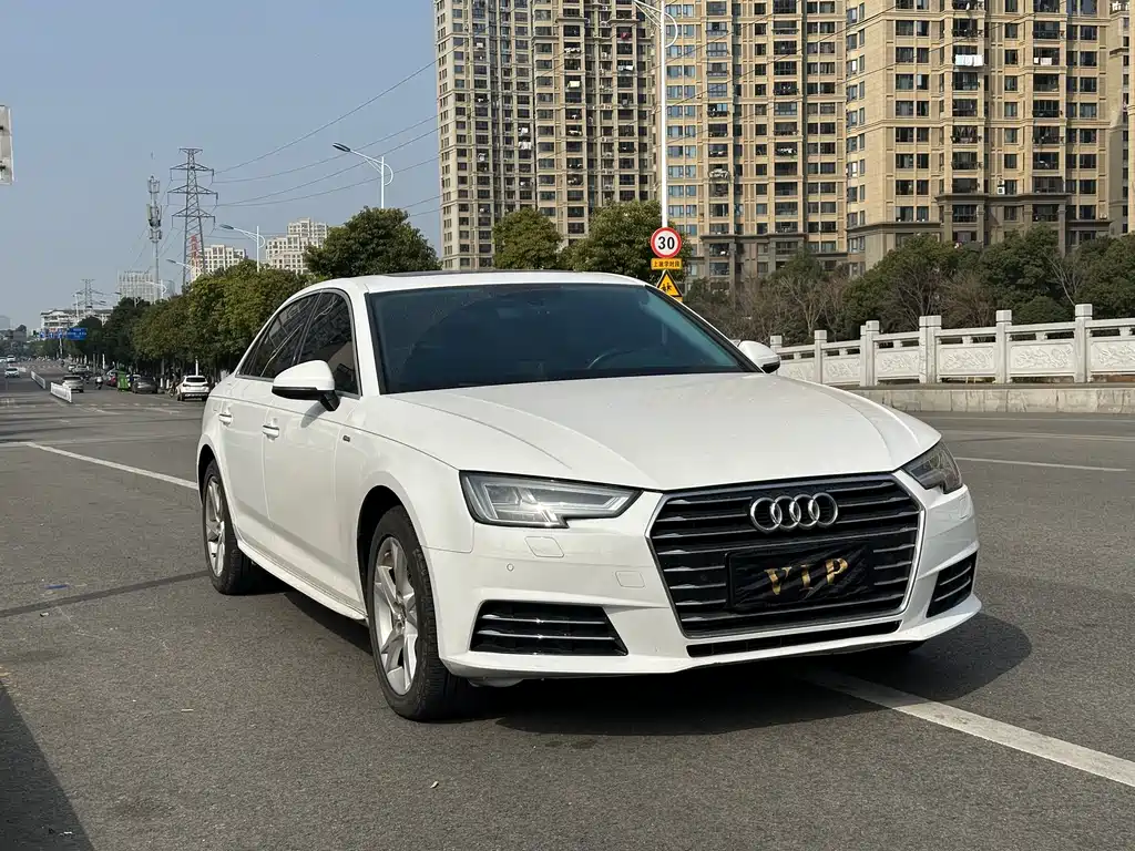 AUDI A4L
