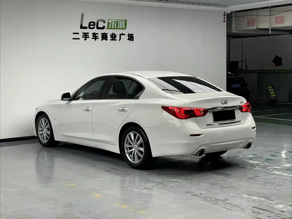 Infiniti Q50 — миниатюра 6