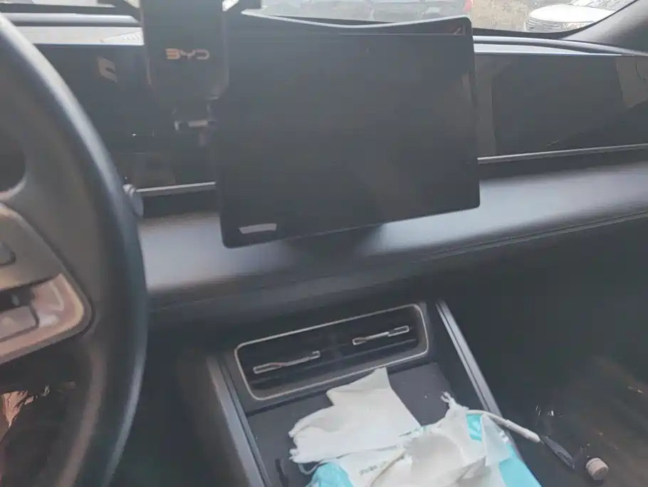 BYD Qin L — миниатюра 12