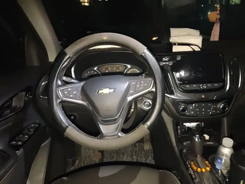 Chevrolet Equinox — миниатюра 6