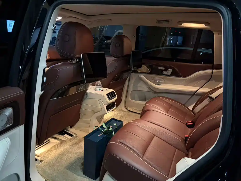 Mercedes-Benz GLS — миниатюра 4