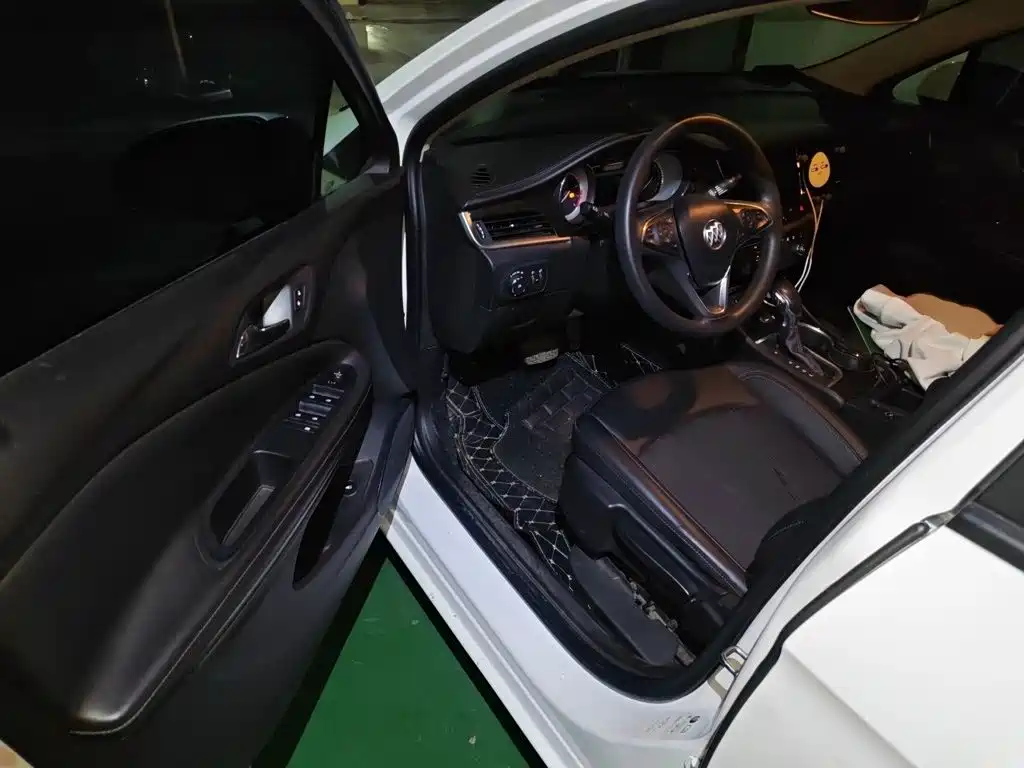 Buick Verano — миниатюра 14
