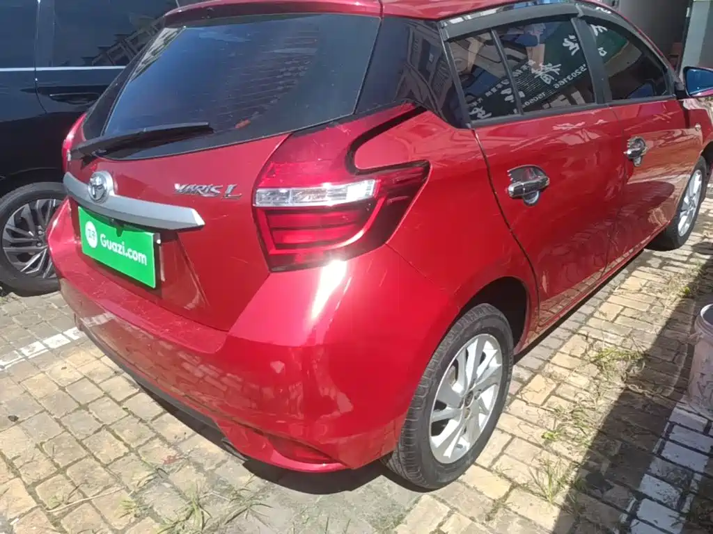 Toyota Yaris L — миниатюра 8
