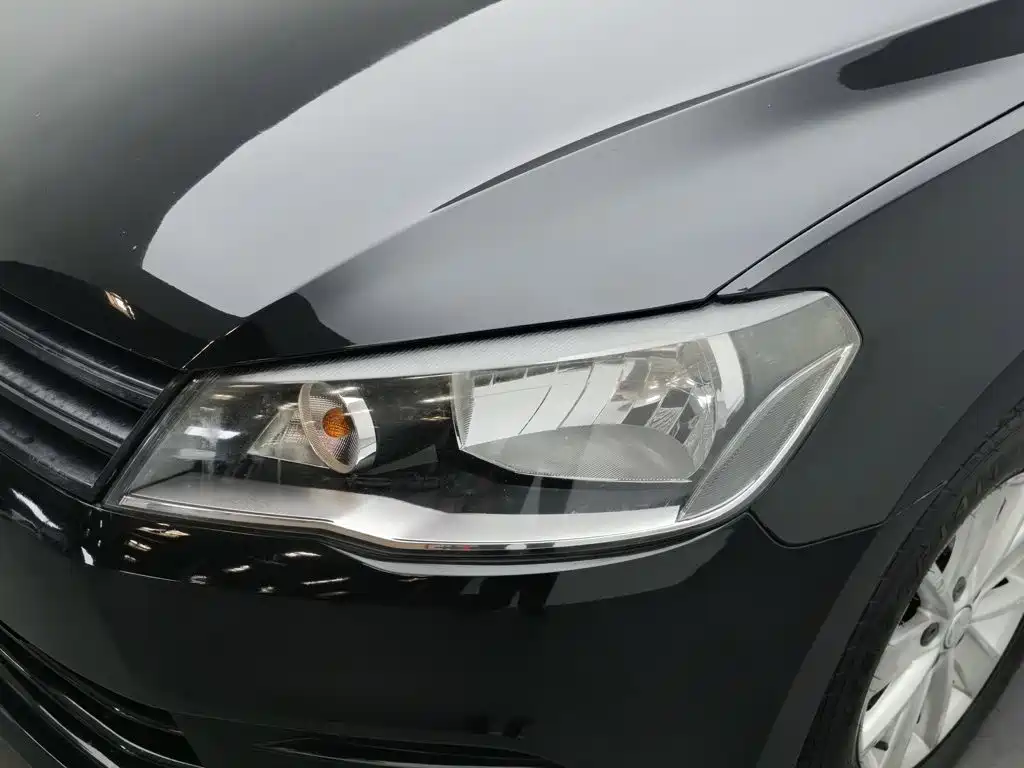 Volkswagen Jetta — миниатюра 7