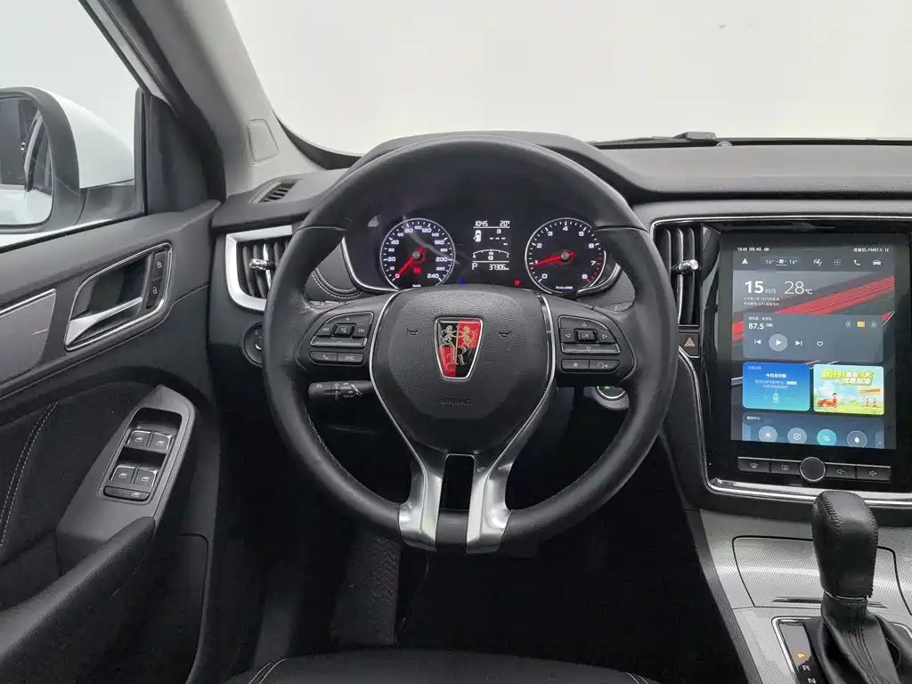 Roewe RX5 — миниатюра 11