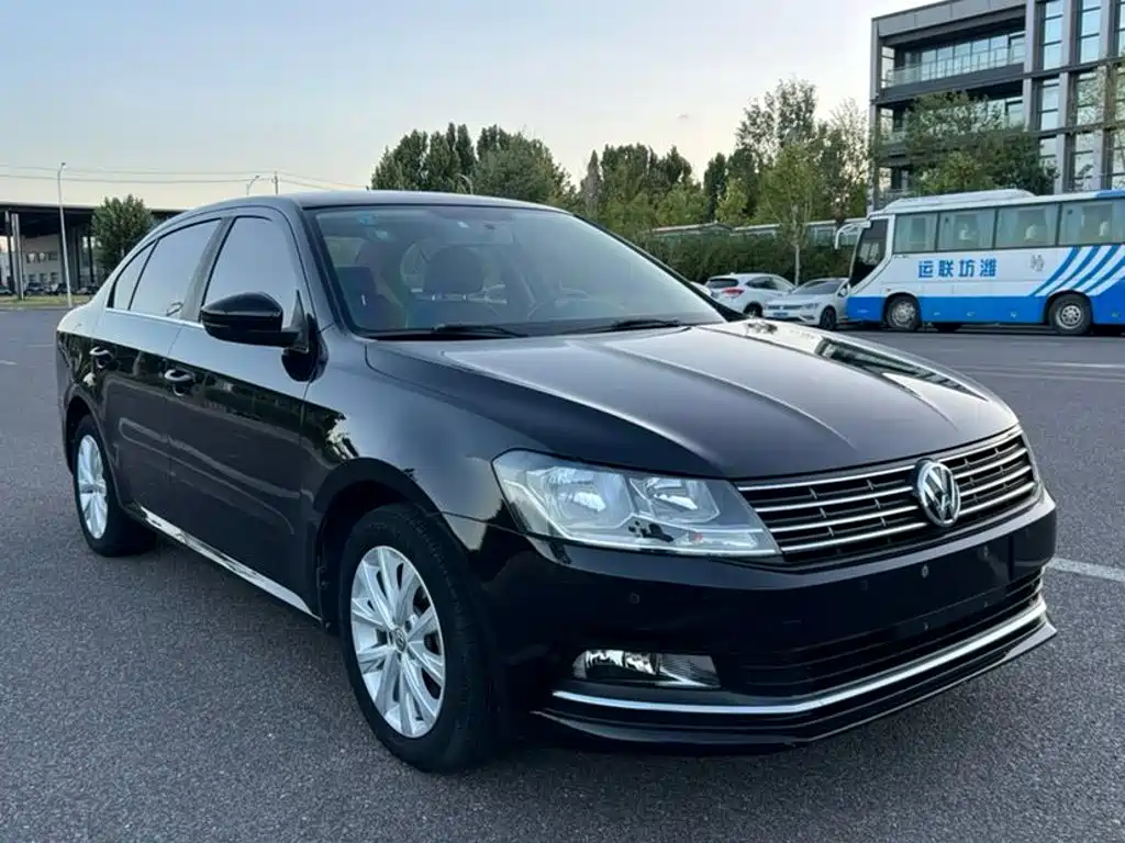 Volkswagen Lavida — миниатюра 3
