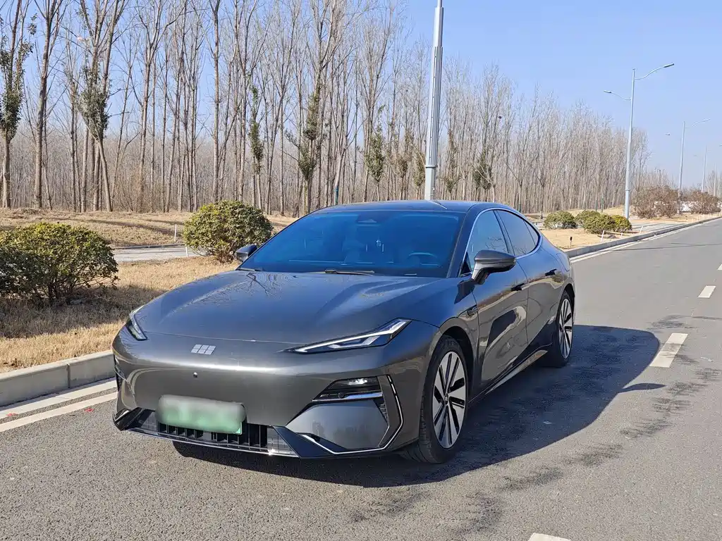 GEELY GALAXY GALAXY E8