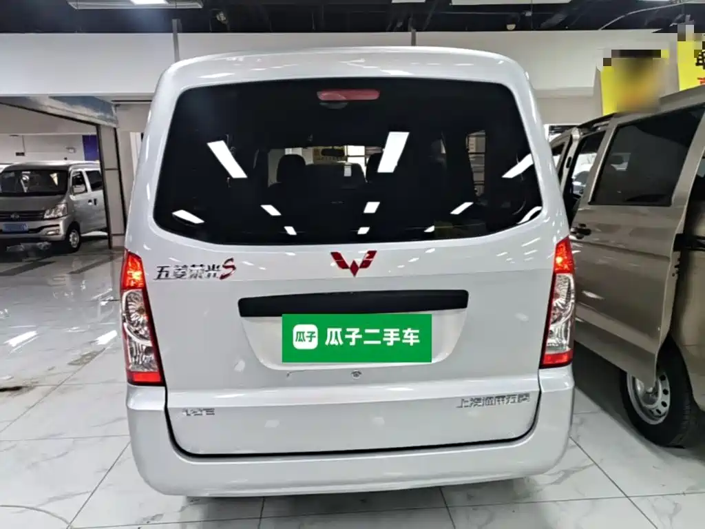 Wuling Rongguang S — миниатюра 6