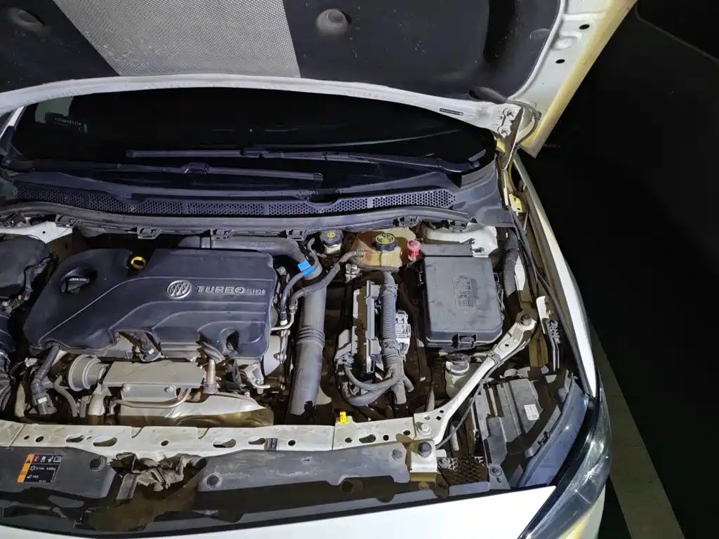 Buick Verano — миниатюра 20