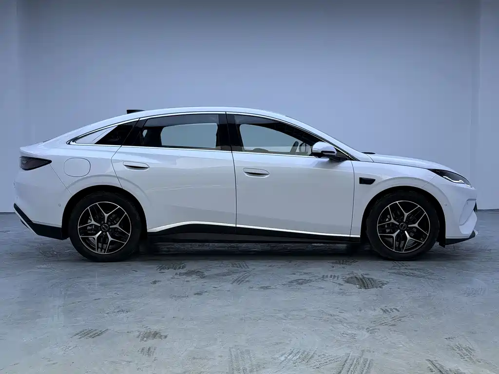 BYD SEAL 06 NEW ENERGY