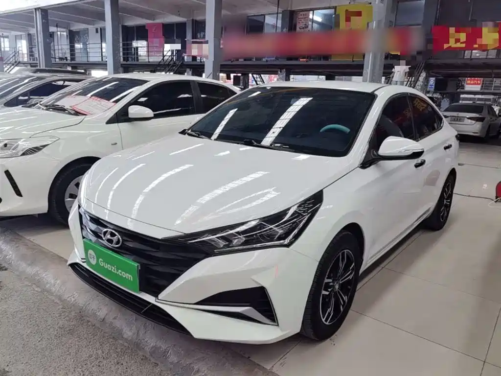 Купить Hyundai Verna