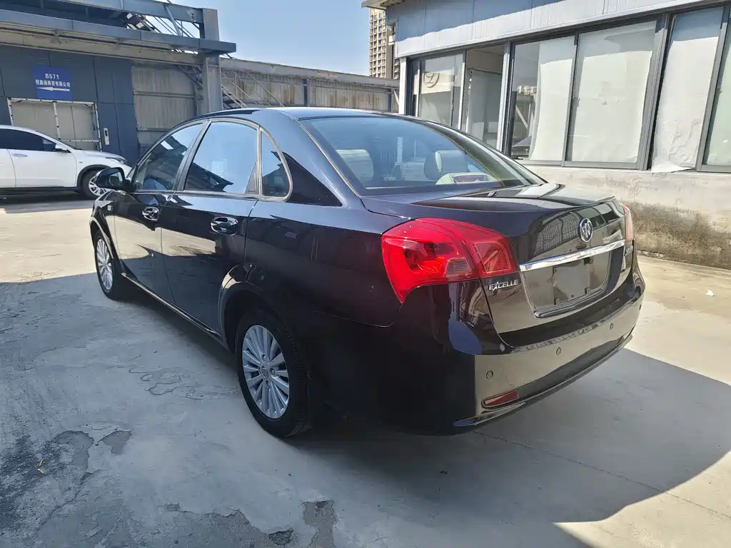 Buick Excelle — миниатюра 7