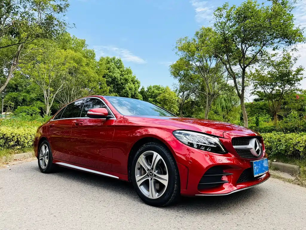 Mercedes-Benz C-Class — миниатюра 3