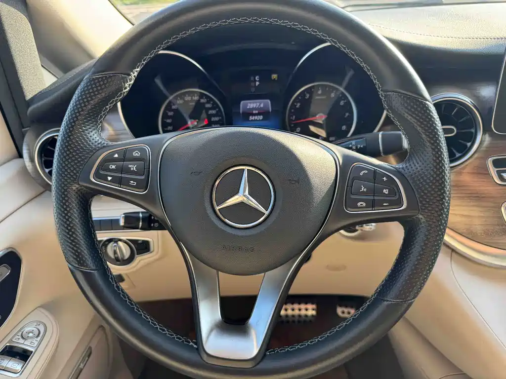 Mercedes-Benz V-Class — миниатюра 19