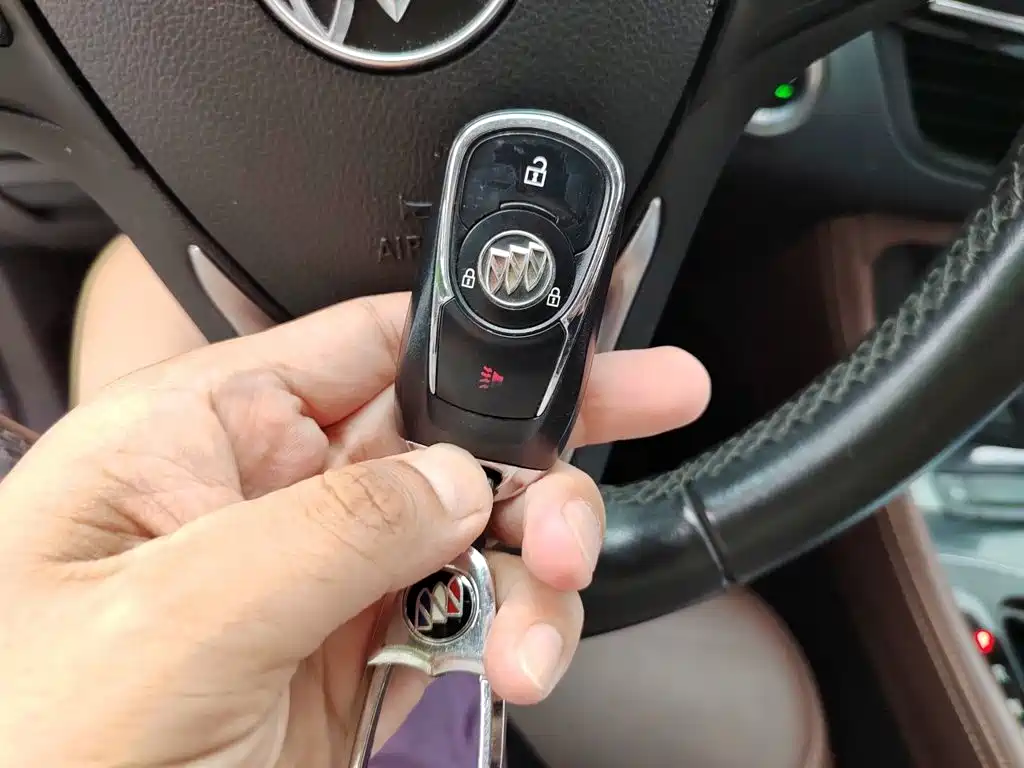 Buick Envision Plus — миниатюра 9