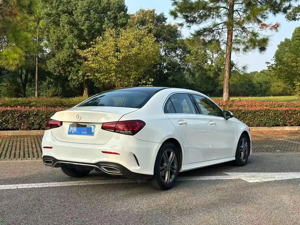 Mercedes-Benz A-Class — миниатюра 8