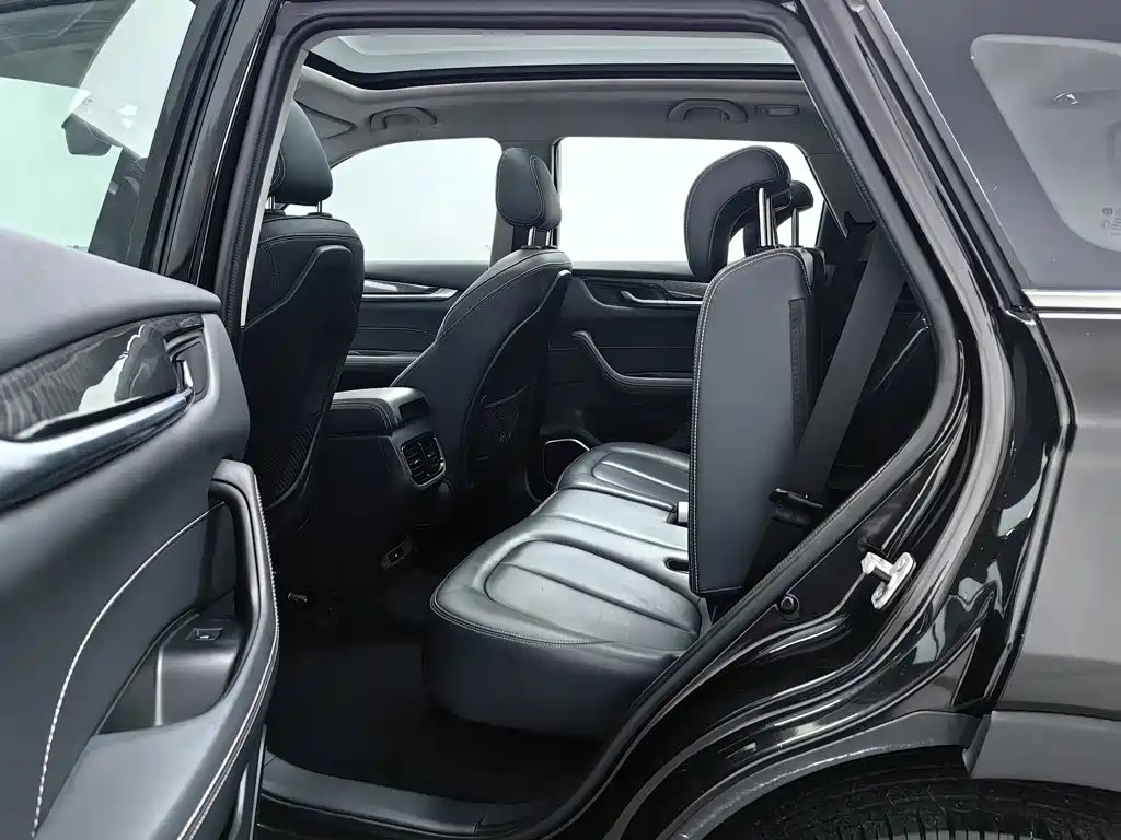 Zhonghua V7 — миниатюра 15