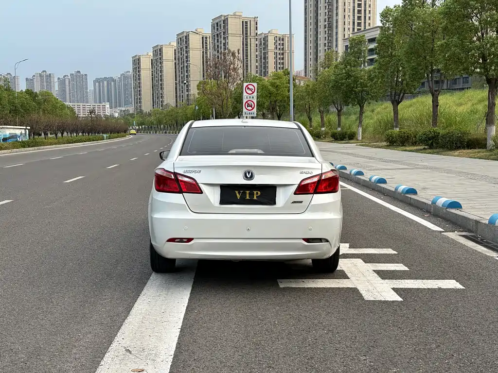 Changan Eado — миниатюра 6