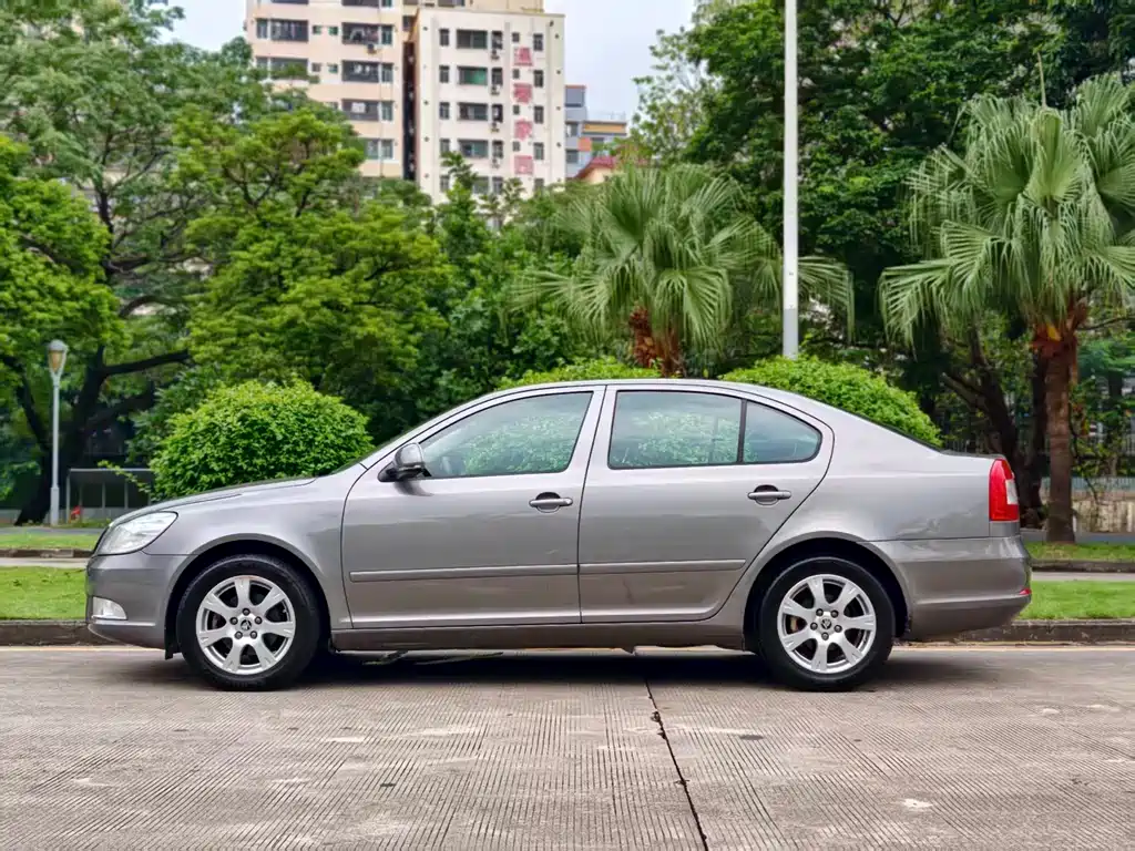 Skoda Octavia — миниатюра 3