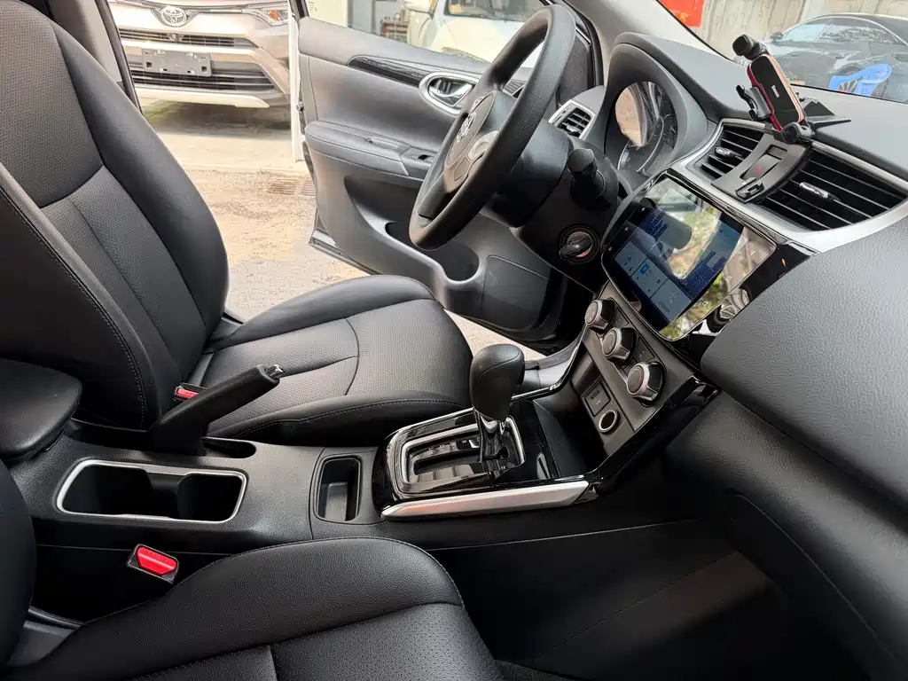 Nissan Sylphy — миниатюра 9