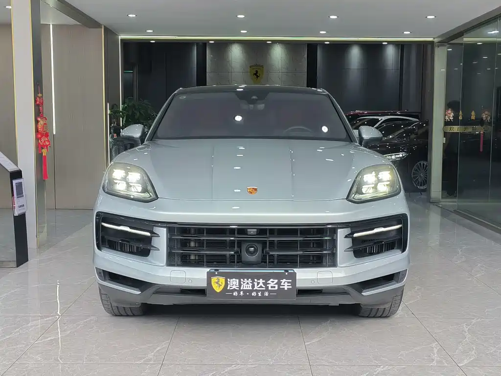 Porsche Cayenne — миниатюра 20