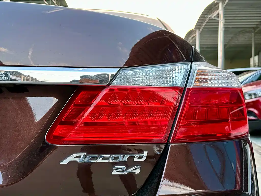 Honda Accord — миниатюра 23