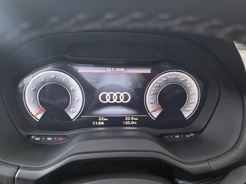 Audi Q2L 2025 35TFSI