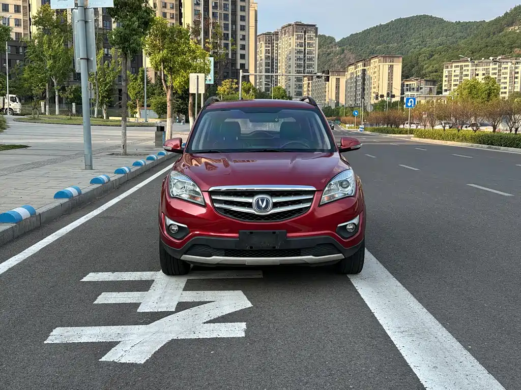 Changan CS35 — миниатюра 2