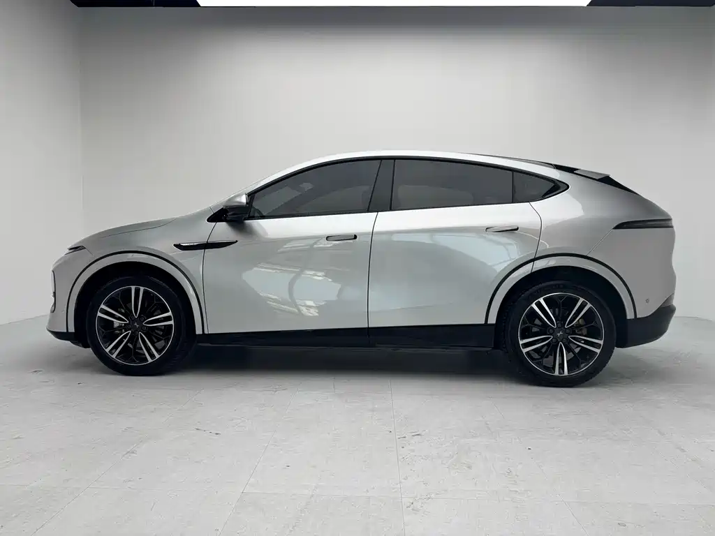 XPeng G6 — миниатюра 2