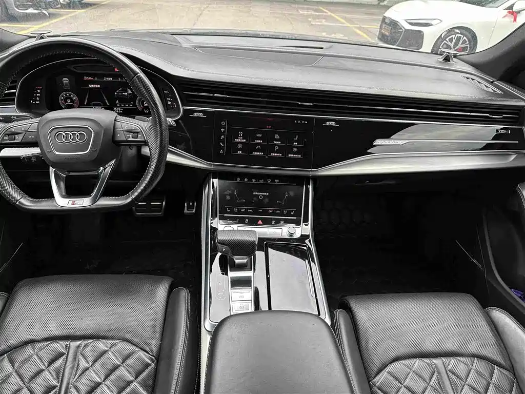 Audi Q8 — миниатюра 7
