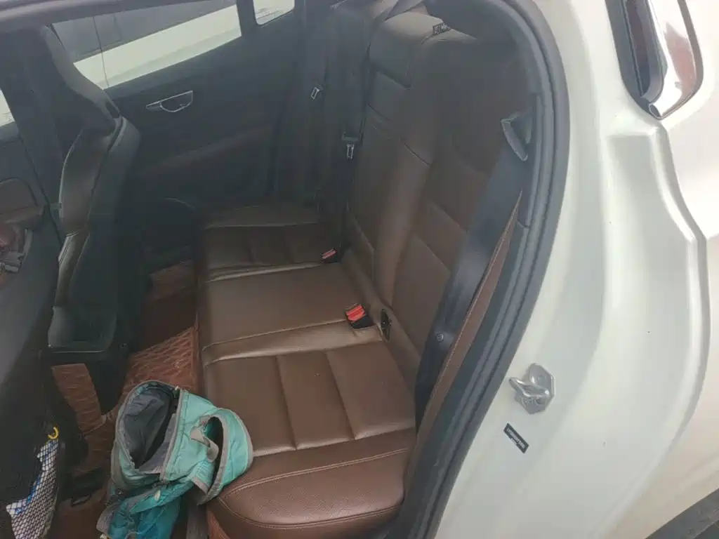 Volvo S60 — миниатюра 17