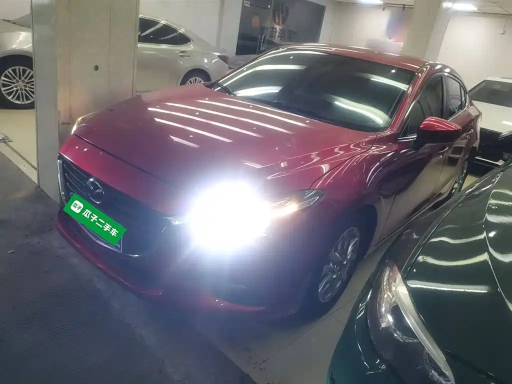 MAZDA  3 ANGKESAILA