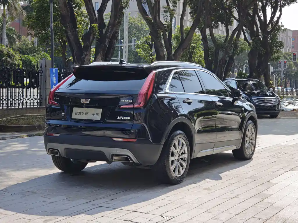 Cadillac XT4 — миниатюра 7