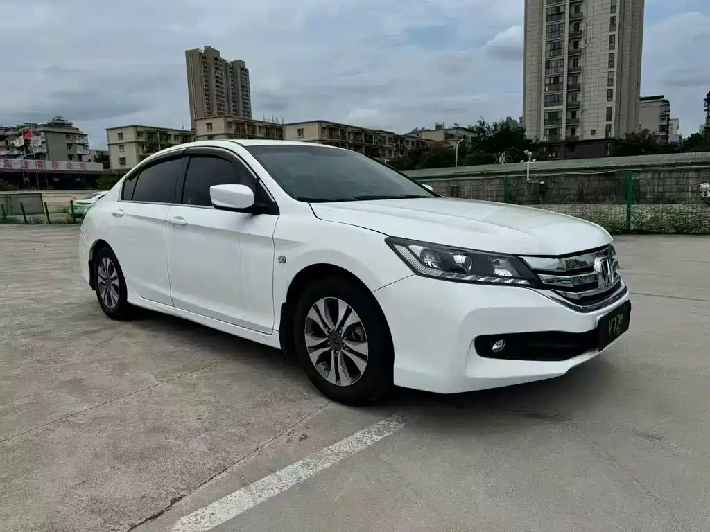 Honda Accord — миниатюра 3