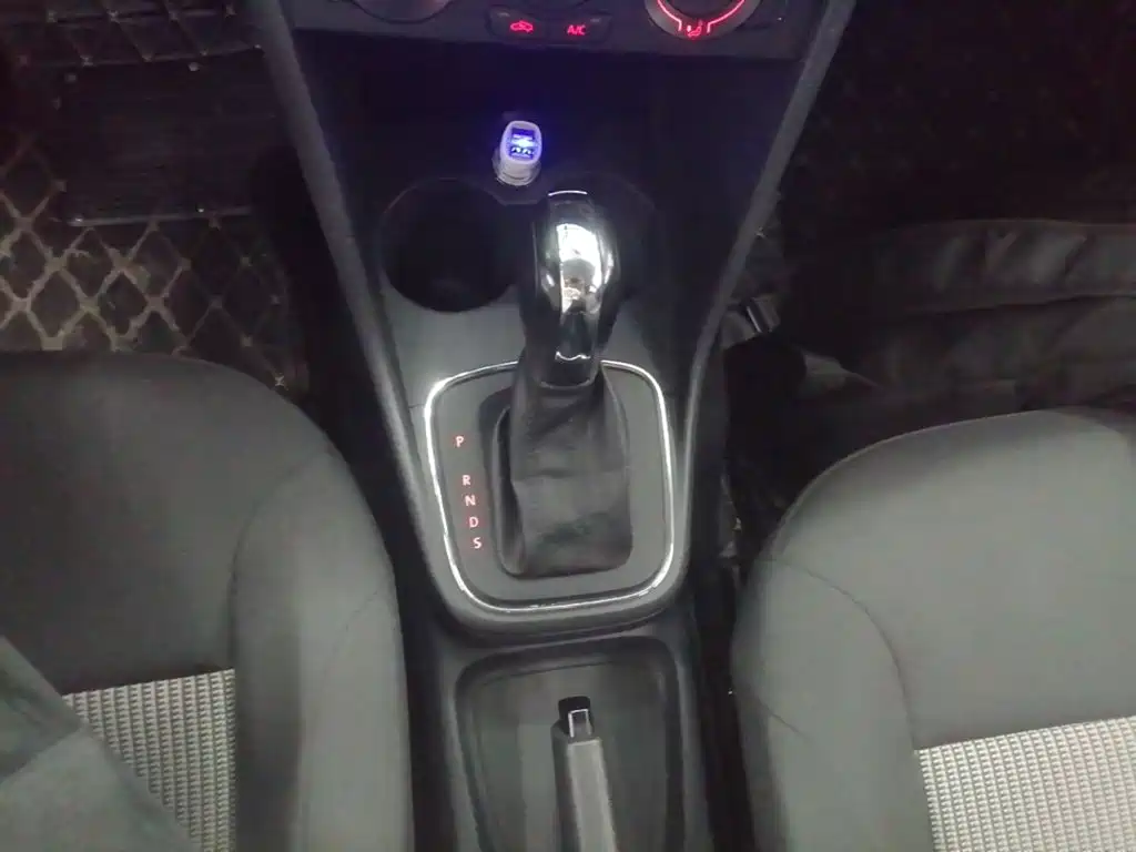 Volkswagen Polo — миниатюра 14