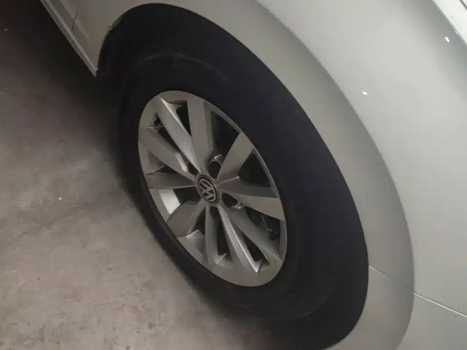 Volkswagen Bora — миниатюра 6