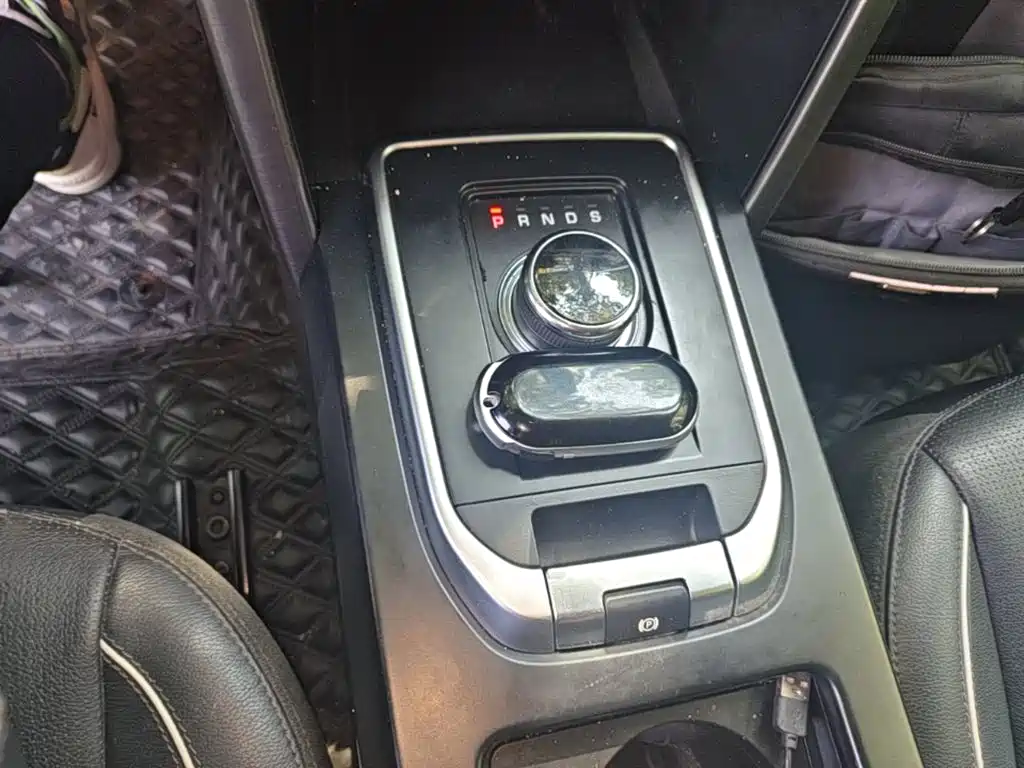 Land Rover Discovery Sport — миниатюра 14