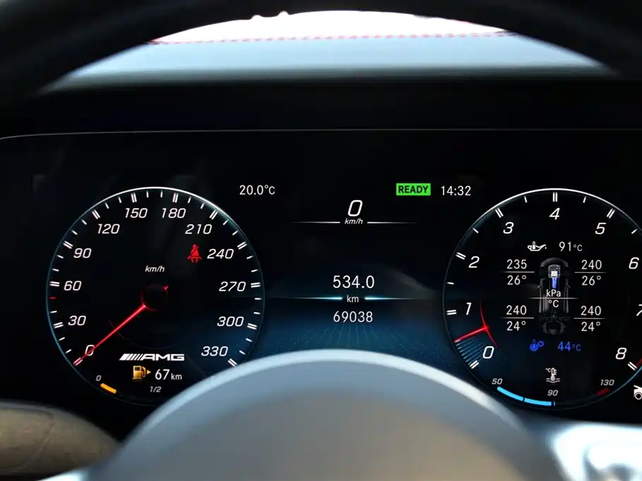 MERCEDES-BENZ AMG GT