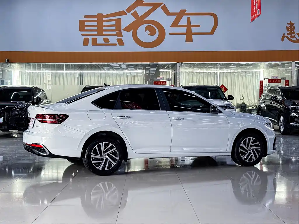 Volkswagen Lavida 2024 300TSI DSG Lead