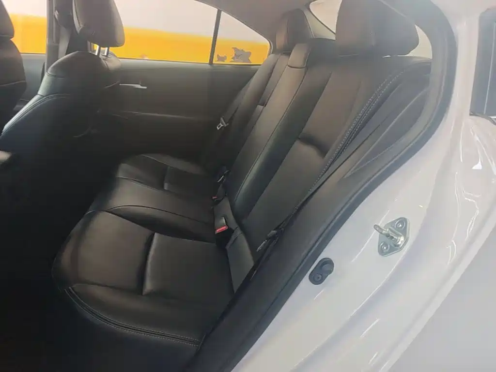Toyota Corolla — миниатюра 17